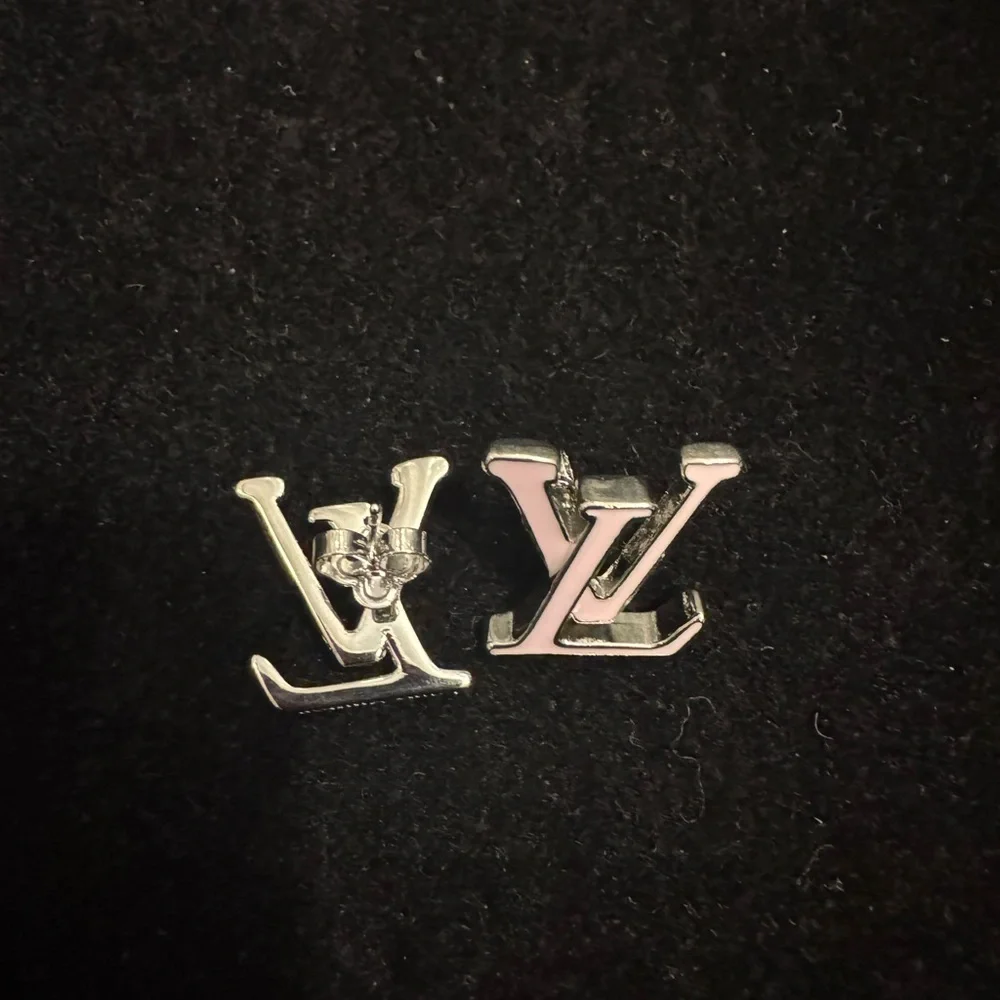 Louis Vuitton Pink and Silver LV Logo Earrings - Picture 5 of 5